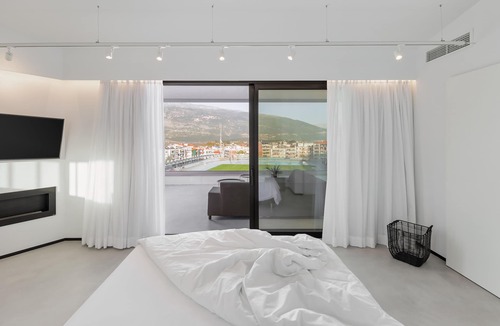 Ioannina House | No Stars