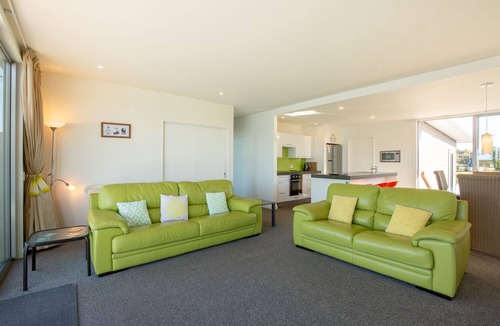 Mapua Apartment | No1, Water front relaxation