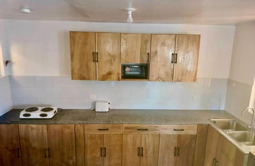 Puerto Princesa City Centre Bed & Breakfast | Noah Bed&Breakfast 3 Private Rooms-NEWHOME A Quiet Place to Stay with Solar no Blackout