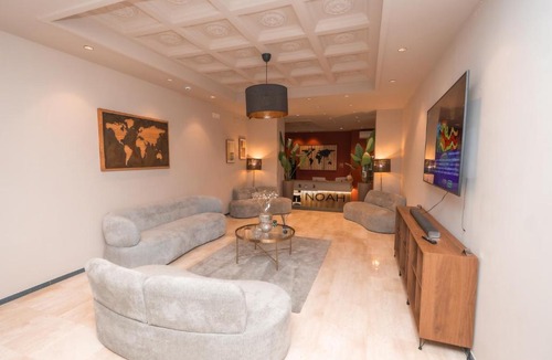 Naples Hotel | Noah Gate Hotel & Suites