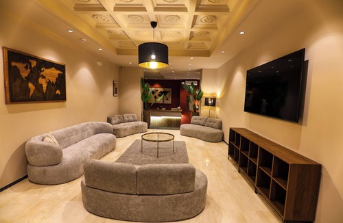 Naples Hotel | Noah Gate Hotel & Suites