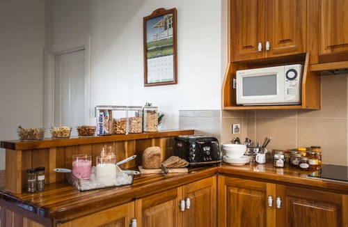 Stanley Bed & Breakfast | Noah's
