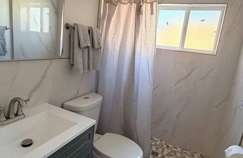 Nob Hill House | Nob Hill gem - remodeled 2 bd home with AC, garage ,near UNM,restaurants,culture