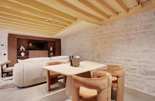 Notre-Dame-des-Champs Apartment | NoChichi-Collections - Jardin du Luxembourg
