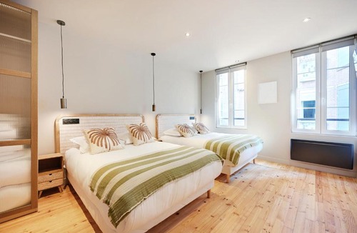 Butte-aux-Cailles Apartment | NoChichi Collections - Residence Place d'Italie