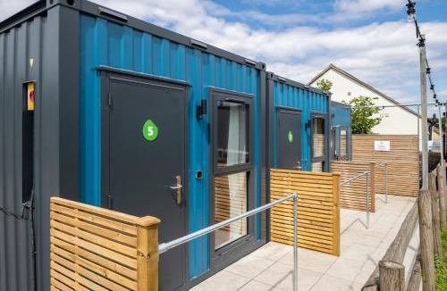 Lulsgate Bottom Hotel | nodpod accommodation