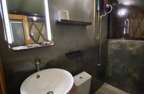Coron Cabin | Nomad Yurts