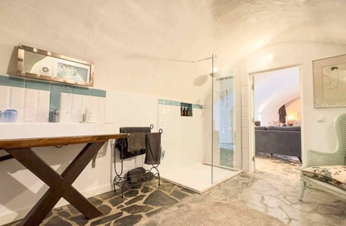 Coin Bed & Breakfast | Nomadara - Boutique B&B