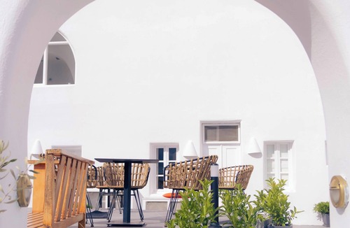 Firostefani Apartment | Nomikos Villas