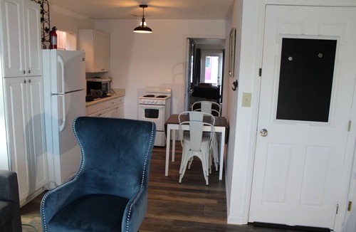 Pine Park Neighborhood Apartment | NON SMOKING Private Suite in Edmonds Bowl w Sound view.