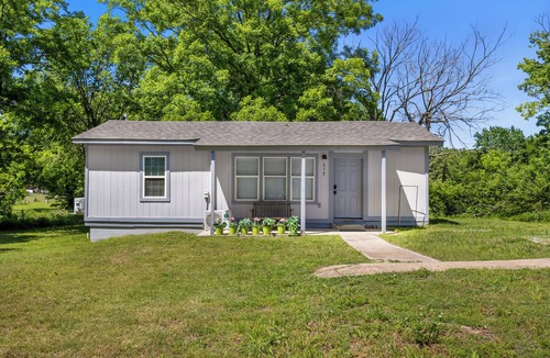 Checotah House | Nonie's Hideaway is a quiet place to escape and unwind