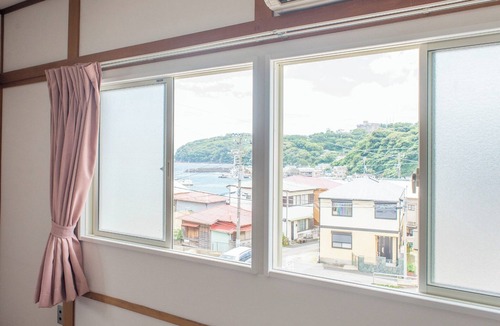 Manazuru House | Nonsmoking Limited to one group per day Guesthouse with a panoramic view of Manazuru Port/Ashigarashimo-gun Kanagawa