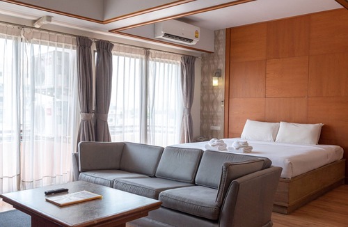 Nonthaburi Hotel | Nonthaburi Palace Hotel