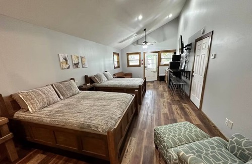 Attica Cabin | NOOK - Hotel Type Space w/Efficiency Kitchen