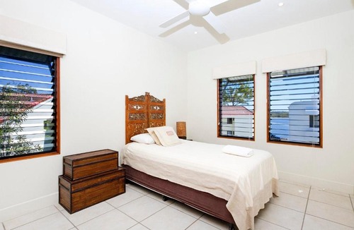 Noosaville Apartment | Noosa Dua 2 Balinese Retreat