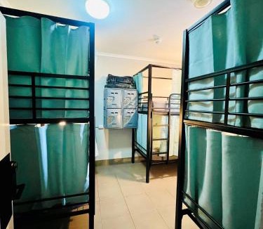 Sunshine Beach Hostel | Noosa Flashpackers
