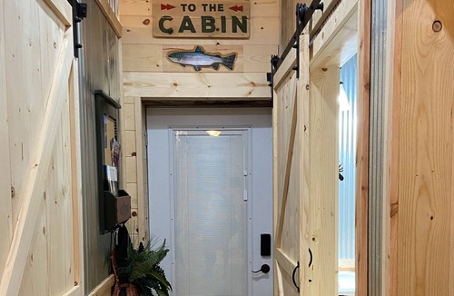 Norfork House | ❤️Norfork's Caddis Cabin - Close to all the sites! Walk to the Brew Pub & Café❤️