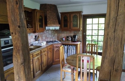 Saint-Germain-de-Livet House | 🌿 Norman-style house by the stream – Cool, quiet, and pets welcome 🐾