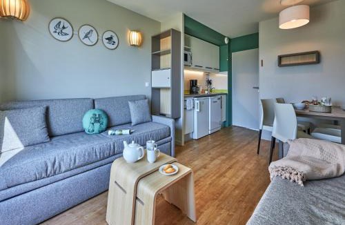 Courseulles-sur-Mer Apartment | Normandy Coastal Apartment for 5