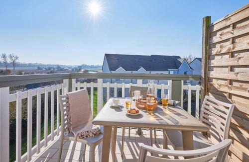 Courseulles-sur-Mer Apartment | Normandy Coastal Apartment for 5
