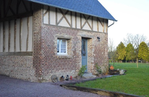 Petit-Caux Cottage | Normandy cocoon for couples with table d'hôtes, workshops and unspoilt nature