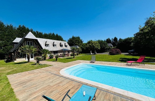 Lieurey Villa | Normandy House: Spa, Pool, Jacuzzi & Tennis – 12 Guests