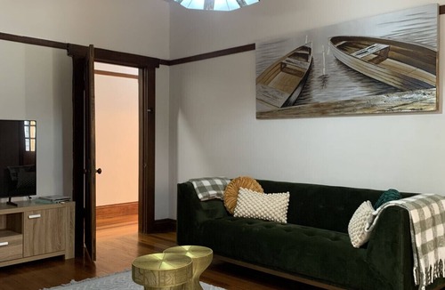 South Launceston House | Normandy Old Charmer