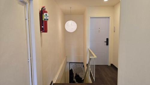 Silom House | Norns Silom Cafe & Stay