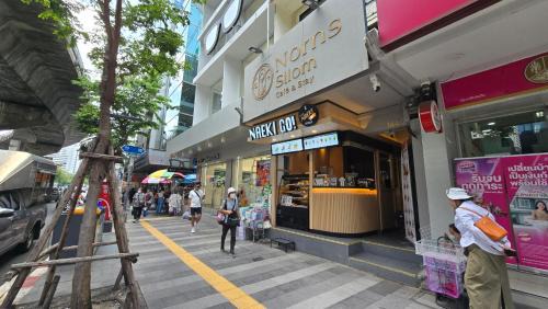 Silom House | Norns Silom Cafe & Stay