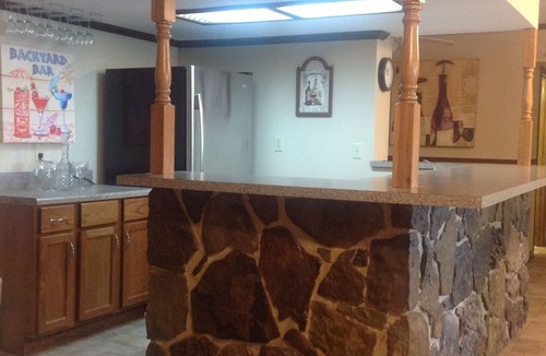 La Follette House | Norris Lake Front Rentals: We still have some prime summer dates available.