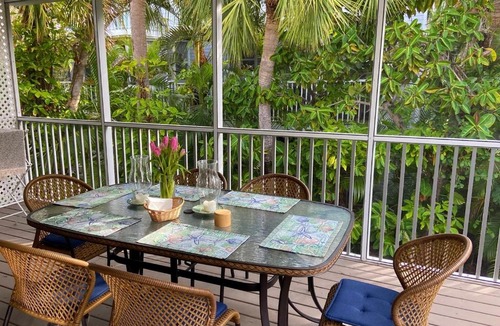 Holmes Beach House | NORTH BEACH VILLAGE 235 townhouse