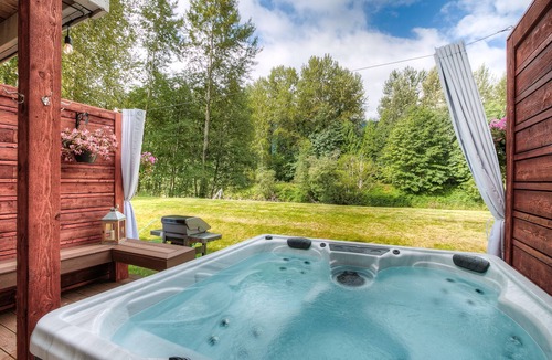 North Bend House | North Bend Escapes All Moon River Suites and Family/Friends Reunion