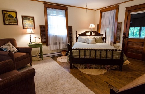 Grayling Bed & Breakfast | North Branch Outing Club