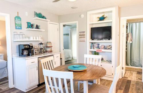 Cape San Blas House | North Cape- Behing Trading Post - Pet Friendly