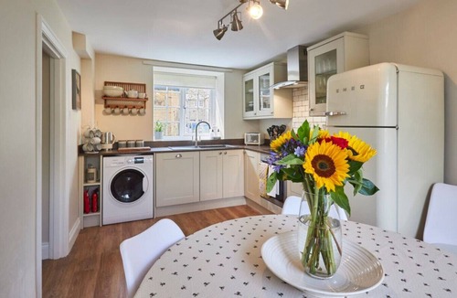Newbrough House | North Cottage - North East Escapes