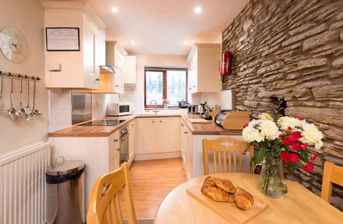 Combe Martin Hotel | North Devon Cottages by Belvilla The Shippon
