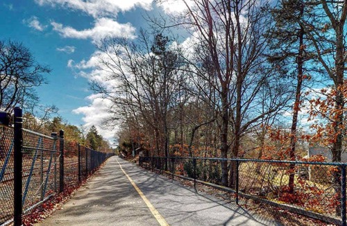North Falmouth House | North Falmouth House: Near Beach, Fire Pit, & Dog-Friendly!