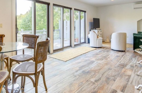 Aquebogue Apartment | North Fork Charmer