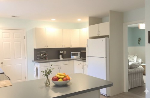Southold Apartment | North Fork Summer Escape - 5BR Waterfront Home with Private Beach Access