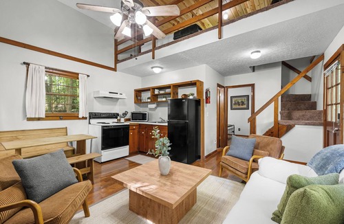 Blairsville Cabin | North Georgia Mountain Getaway Near Helen, Blue Ridge, Waterfalls & Appalachian Trail