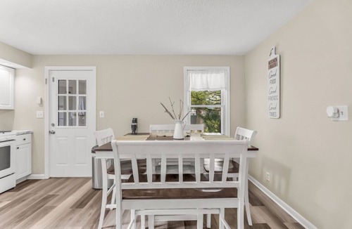 North Haven House | North Haven Charm – 3BD Yale Retreat
