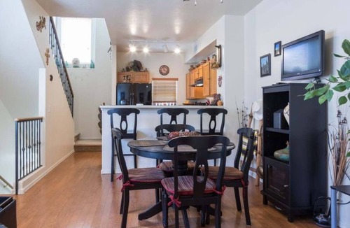 Tramonto House | North Phoenix Condo – Sunset Views + Community Heated Pool