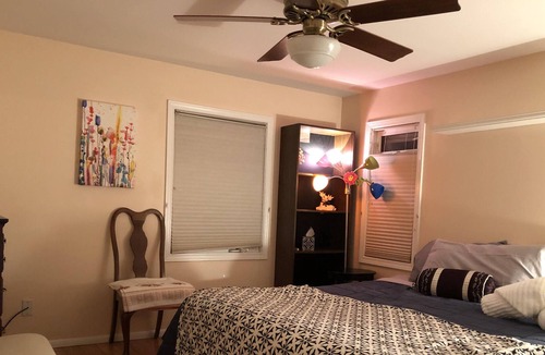 Greenwood House | North Seattle single family spacious house - easy commute close to Downtown