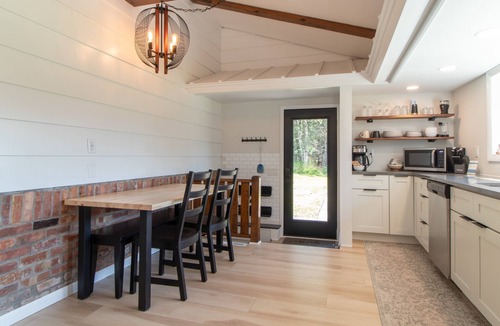 Two Harbors Cabin | North Shore Gateway | A Luxurious Cabin Retreat