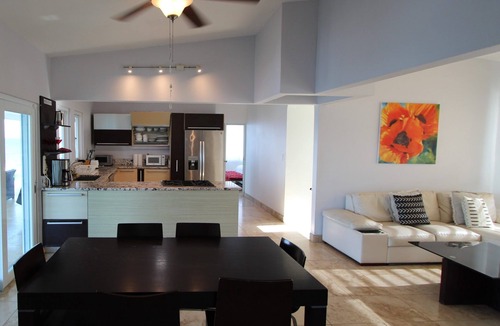 Bravos de Boston House | North Shore Pointe - Spectacular Ocean Front