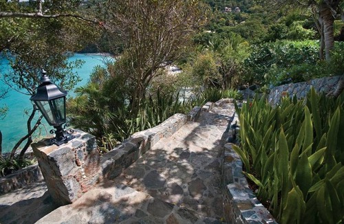 Estate Peter Bay Villa | North Shore Waterfront with Beach Access & Big Views of the Clear Water Below