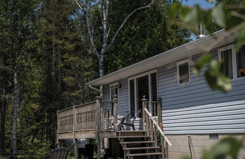 Northern Bruce Peninsula Cottage | Northern Blue – Tranquil Forest Cabin w/Fireplace