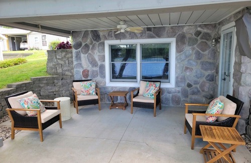 Cheboygan House | Northern MI Lakefront Retreat – Year-Round Oasis for 12 Guests