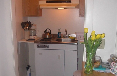 North Smithfield Apartment | Northern Rhode Island Antique Home One-Bedroom Second Floor Apartment