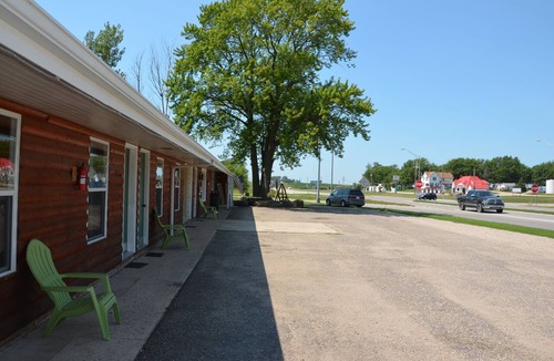 Spirit Lake Hotel | Northland Inn Motel